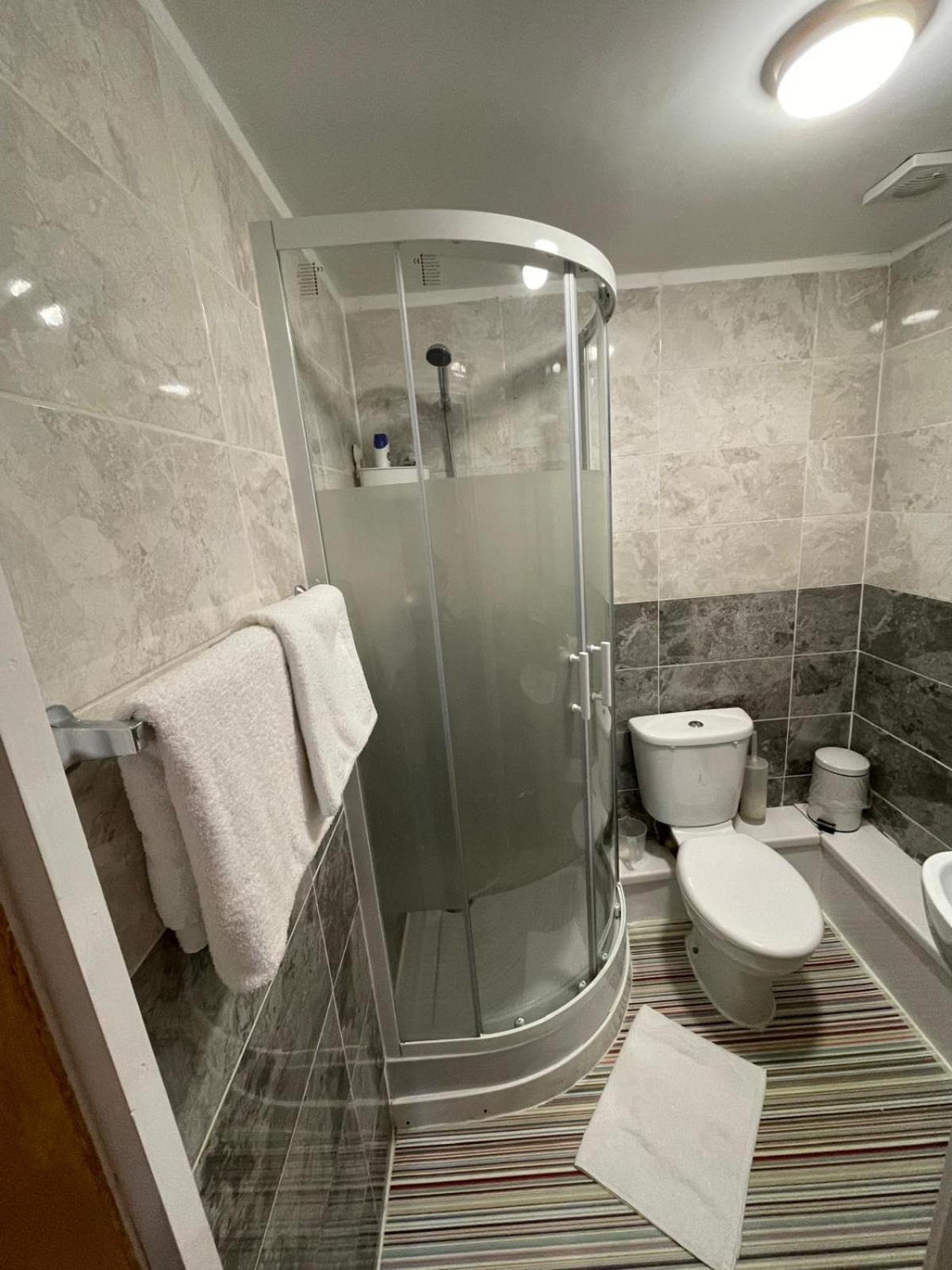 לונדון Accommodation Plus מראה חיצוני תמונה