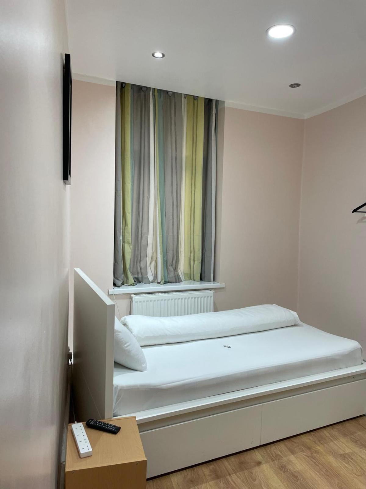לונדון Accommodation Plus מראה חיצוני תמונה